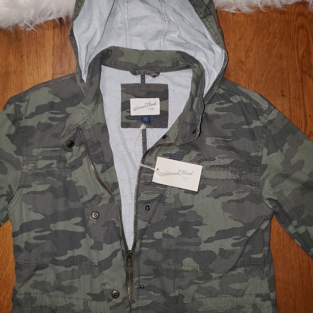Universal Thread Camouflage Utility Jacket - Picture 2 of 12